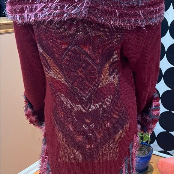 Elegant Red Button-Up Women's Sweater/coat - Picture 5 of 10